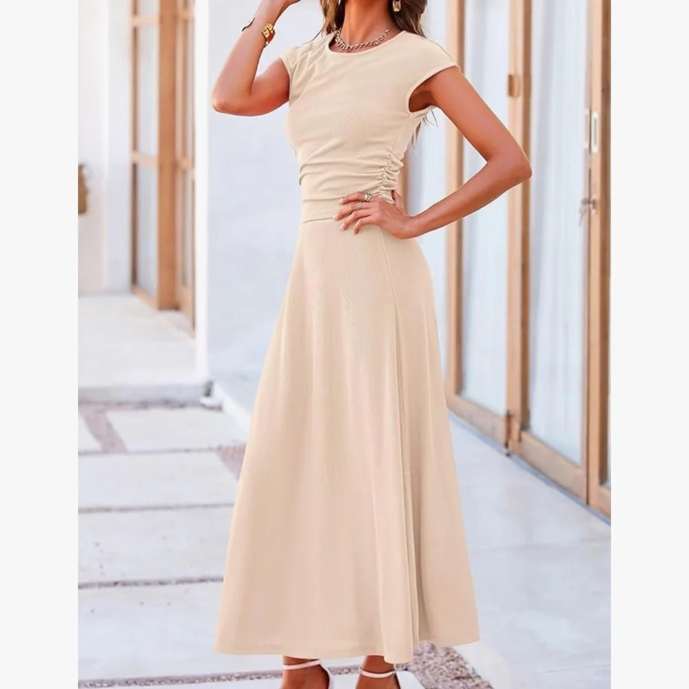 pretty garden Cream 2 piece set - Picture 2 of 12